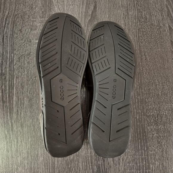 ECCO Classic Moc mens loafer. Size  9.5. Slip ons Leather great condition Brown - Picture 6 of 15